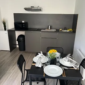 Appartement Les Jardins Marseillais 3 - 4 Personnes - Plages Calanques- Stade Vélodrome - Hôpital La Timone, Marseille