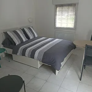  Appartement Studio Vacances France