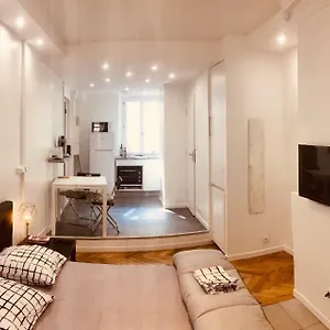  Appartement G: En Plein Centre De Lyon, Visite à Pied France